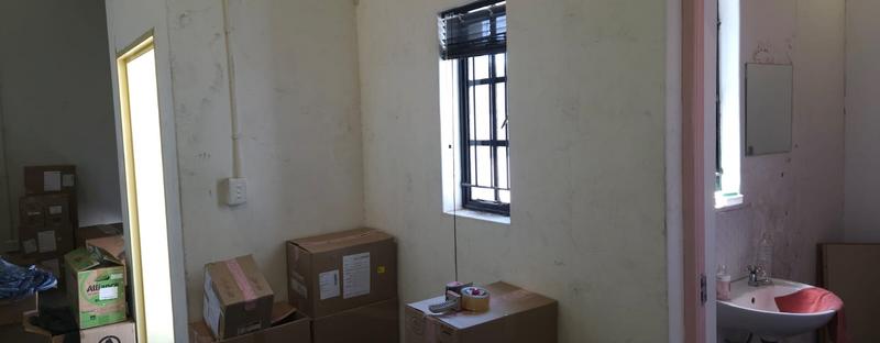 To Let commercial Property for Rent in Maitland Western Cape